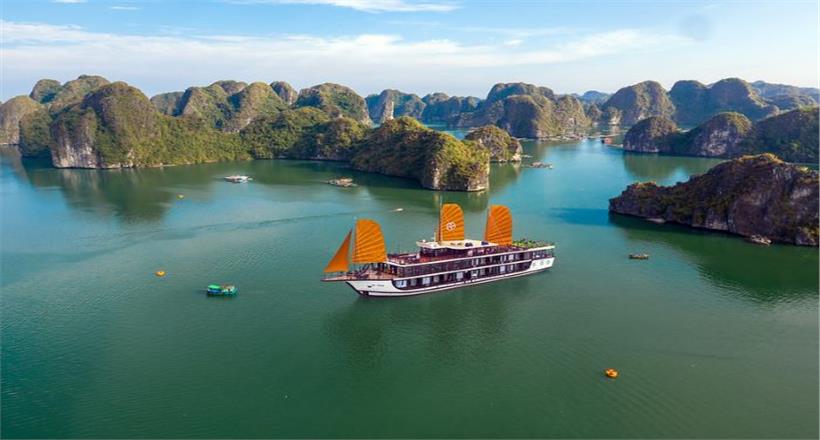 4 Days Package Hanoi & Halong Bay Cruise Trip
